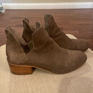 Women’s Steve Madden Boot